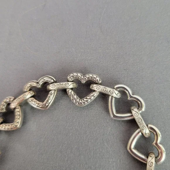 Chunky Silver Tone Linked Hearts Bracelet - Picture 4 of 7
